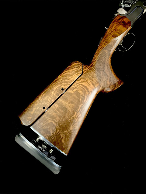 Beretta DT11 12ga/32"Adj Rib - RH Adj Stock w/ RAD System - Pre Owned - SN: DT17930W - Image 2